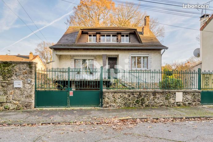 Maison 6 pièces 151 m²