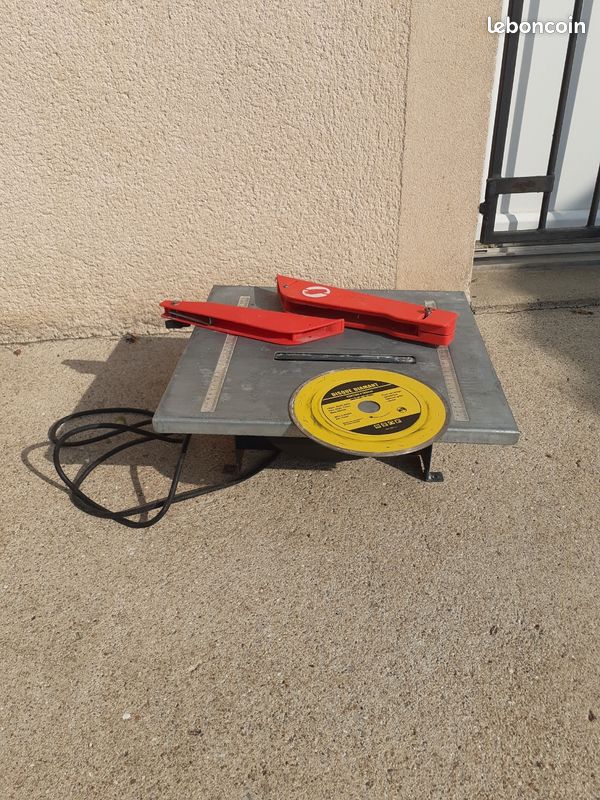 Scie coupe carrelage (image 1)