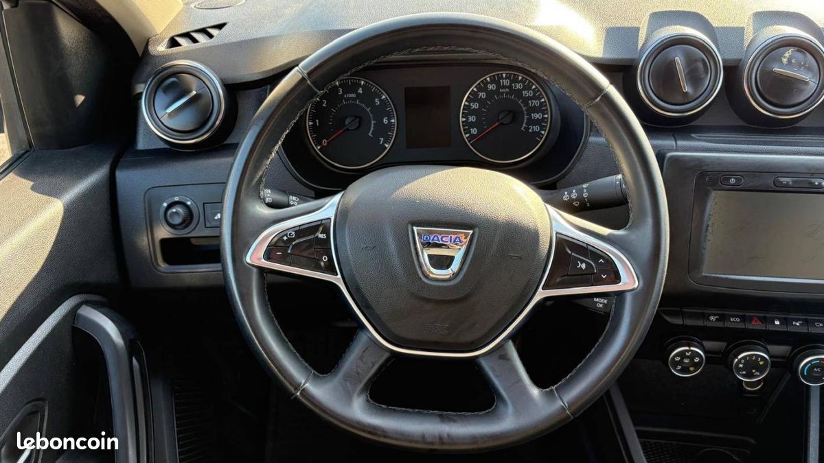 Dacia Duster Blue dCi 115 4x2 15 ans (image 9)
