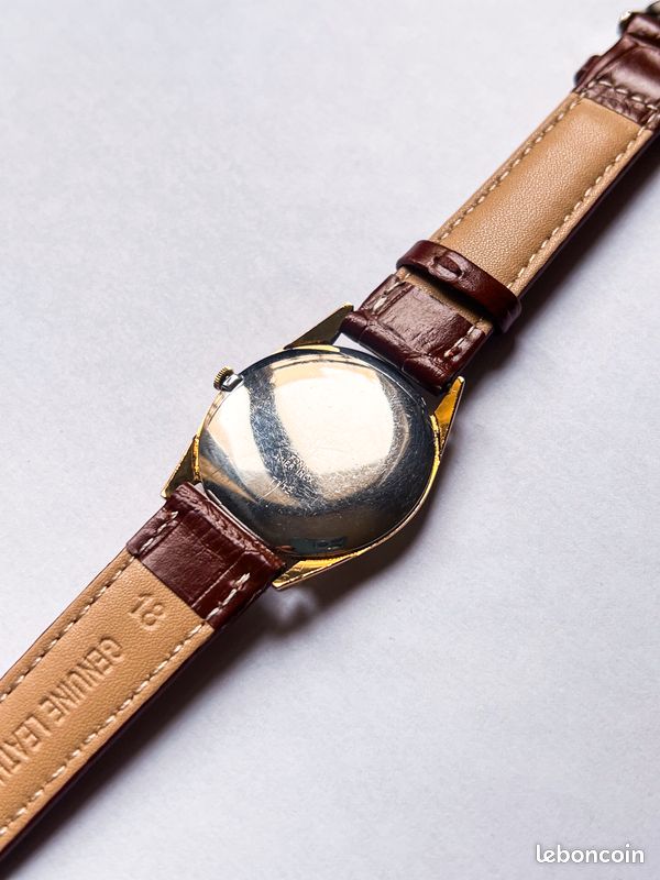 Montre Classique Unisexe 34mm – Plaqué Or Et Bracelet Cuir – Mouvement Quartz – Neuve