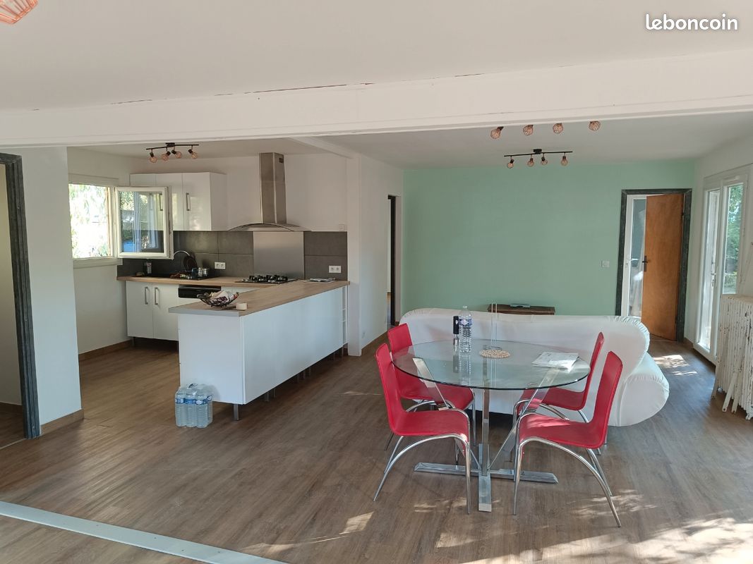 Maison 3 pièces 86 m² · à Les Essarts-le-Roi · 86 m² · 330 000 €