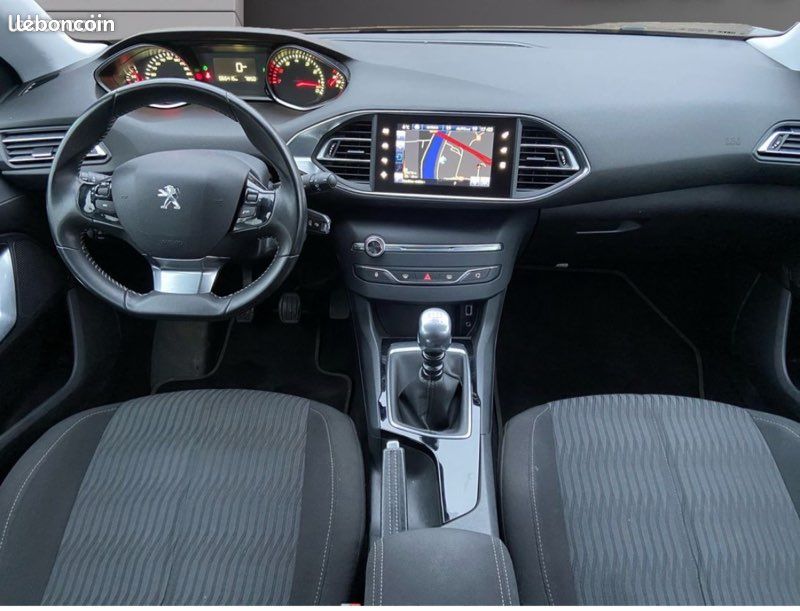 308 1.6 thp 125 ch bvm6 active 2014 Voitures