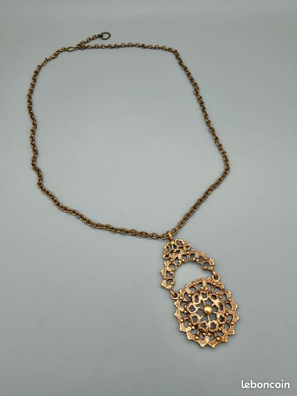 Grand Collier Mode Couleur Or à Maillons Articulés - Modèle Vintage 5624 - Occasion état Parfait