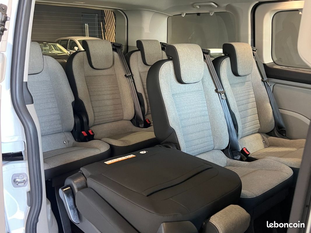 FORD TOURNEO CUSTOM 320 L1H1 1.0 EcoBoost 120 Phev Titanium (image 16)
