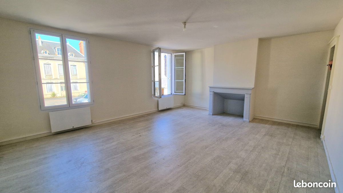 Appartement 4 pièces 97 m² · à Saint-Branchs · 97 m² · 560 €/mois