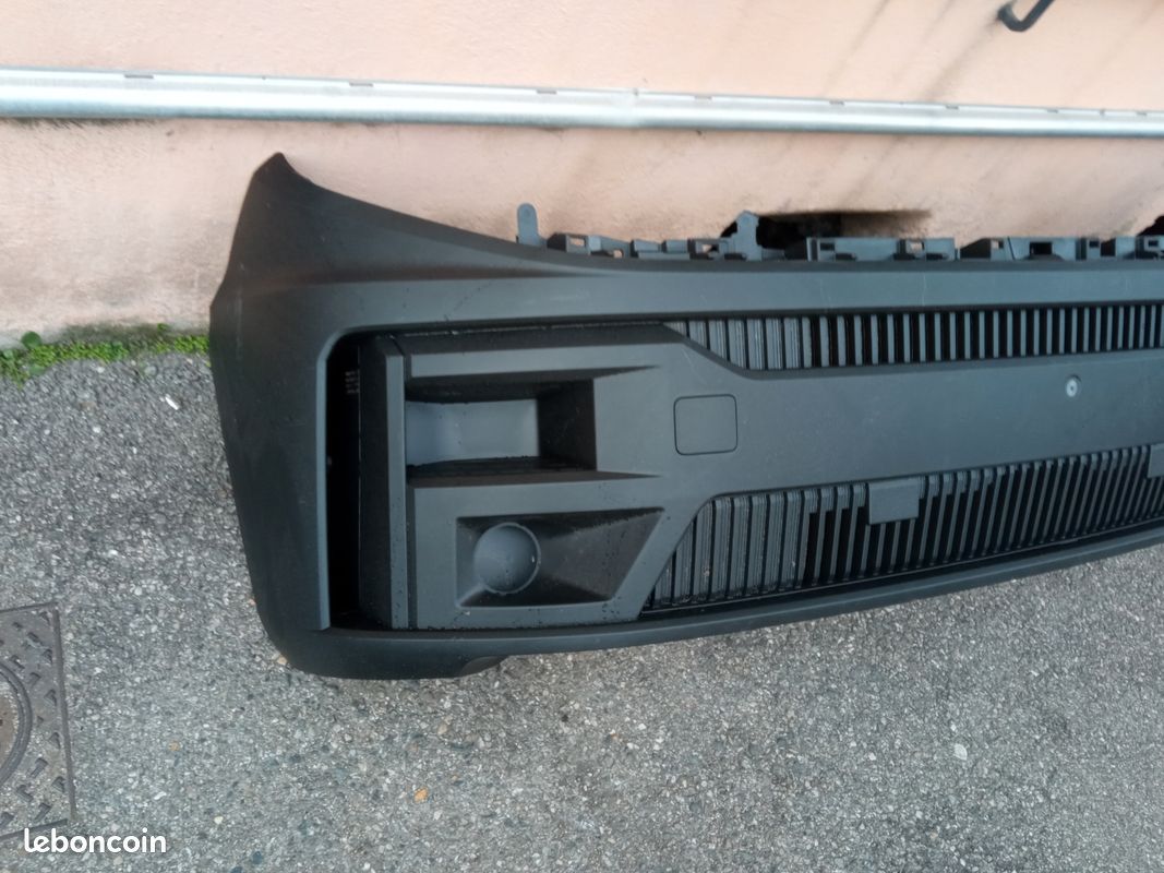 Pare choc avant Renault master 4 (image 2)