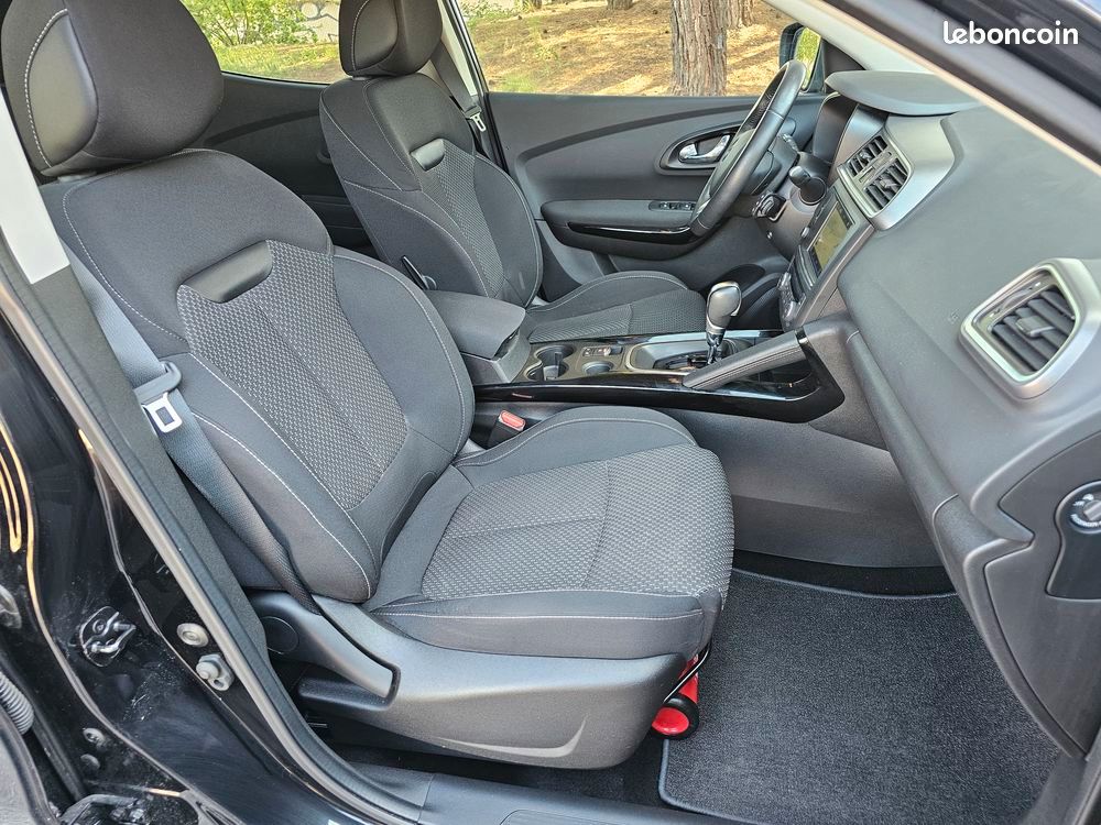 Renault Kadjar TCe 130 Energy SL Black Edition EDC (image 9)