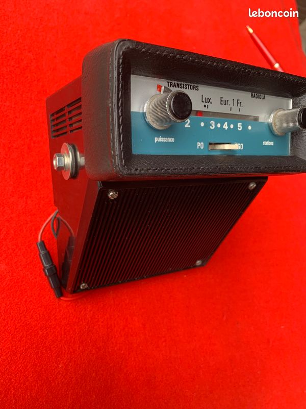 Autoradio vintage RADIOLA bluetooth pour véhicule collection (image 2)