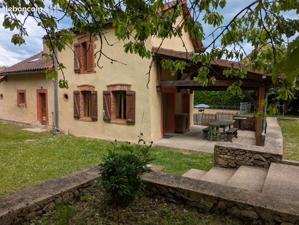 Maison 110 m2 + dépendance