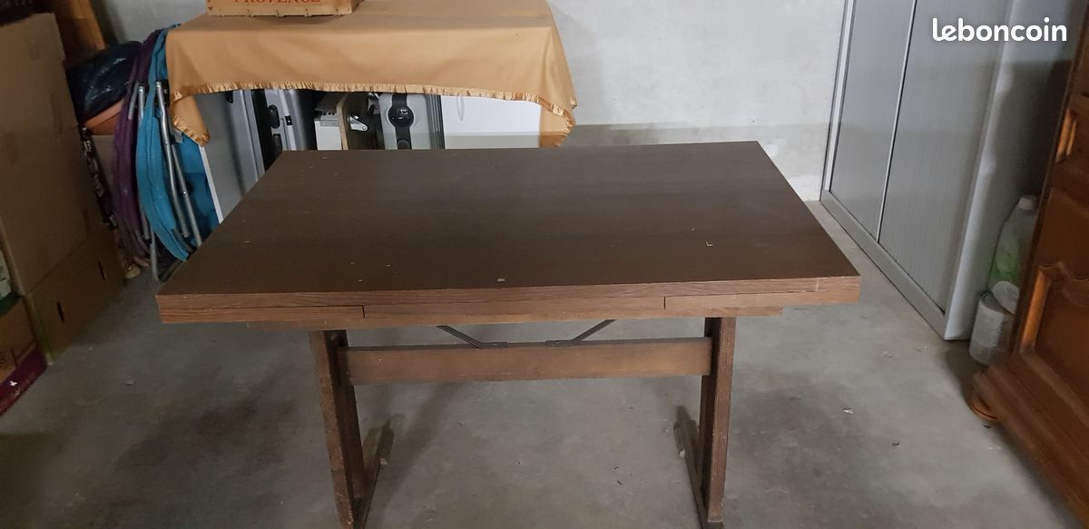 Table (image 1)