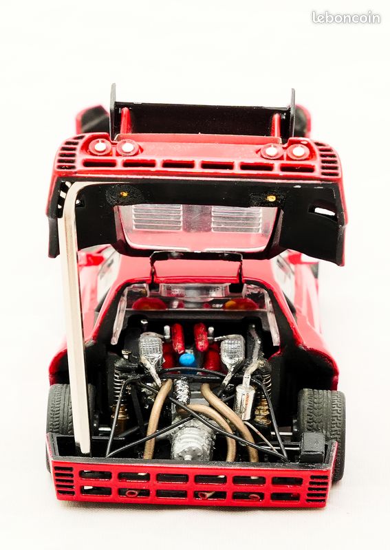 Ferrari 288 GTO EVOLUZIONE Jouef Évolution 1/18