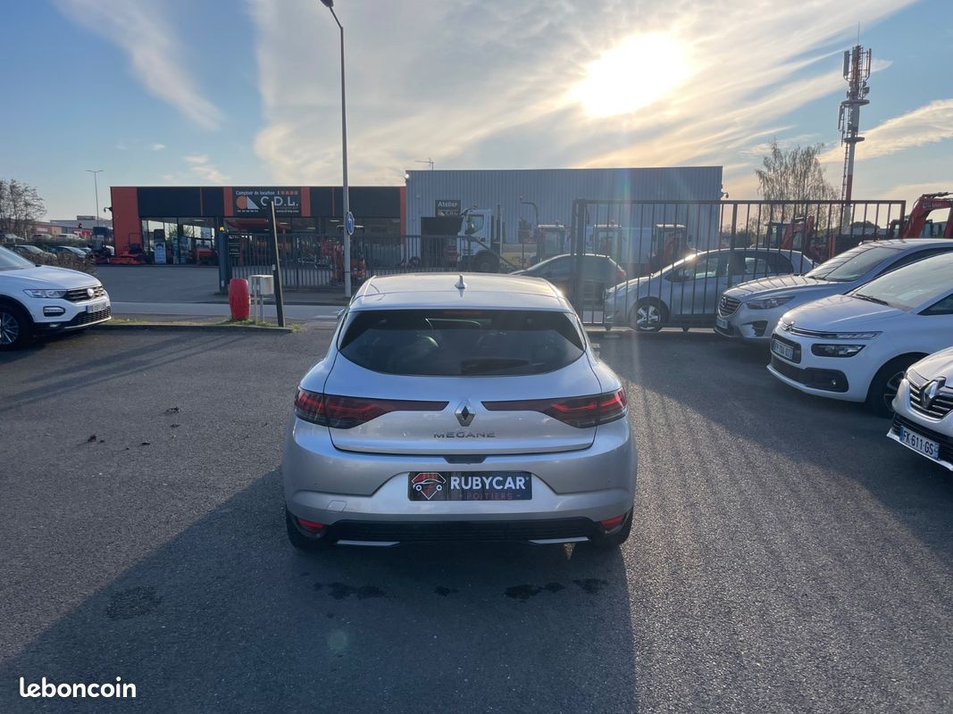 Renault MÉGANE IV Intens 1.5 DCI 115CH PACK BOSE TVA RECUPERABLE (image 6)