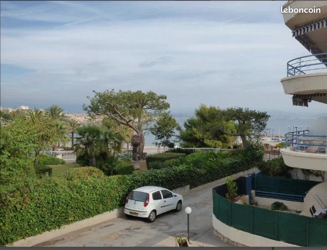 Appartement 1 pièce 22 m² · à Antibes · 22 m² · 600 €