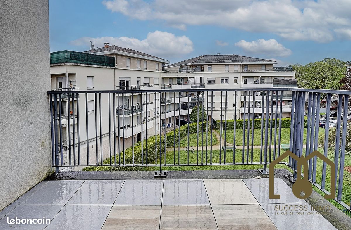 Appartement 4 pièces 76 m² · à Vaulx-en-Velin · 76 m² · 170 000 €