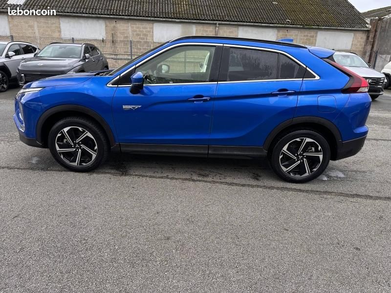Mitsubishi Eclipse Cross 2.4 MIVEC PHEV 188ch Business 4WD (image 2)