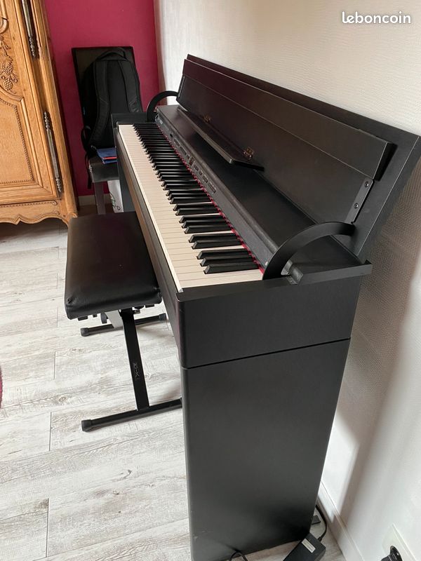 Piano electronique (image 1)
