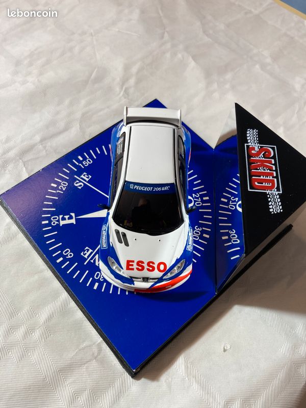 Miniature Vitesse 1/43 Peugeot 206 WRC N°99 Salon Paris 1998 - SKM99012
