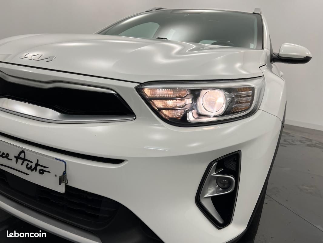 Kia Stonic 1.0 T-GDi 100 ch MHEV DCT7 Active (image 23)