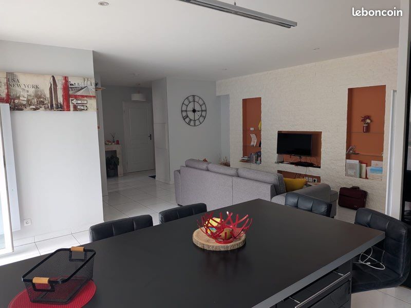 Appartement 3 pièces 71 m² · à Villenave-d'Ornon · 71 m² · 900 €/mois