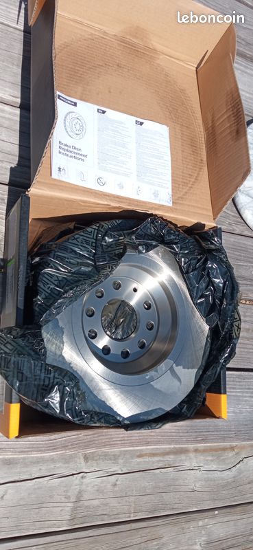 Disques AR + plaquettes, neufs (image 1)