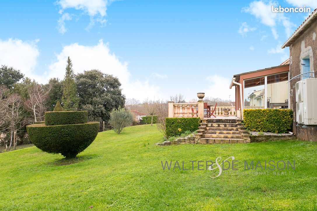 Maison 5 pièces 162 m² - Chenac-Saint-Seurin-d'Uzet 17120 (image principale 1)