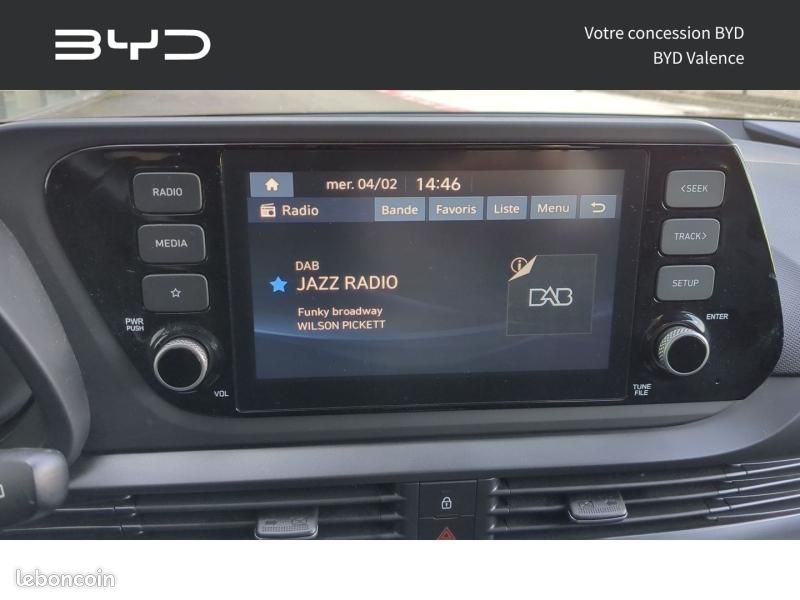Hyundai i20 1.0 T-GDi 100ch Hybrid Intuitive DCT-7 (image 14)