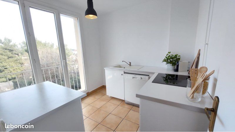 Appartement 4 pièces 65 m² · à Marseille · 65 m² · 130 000 €