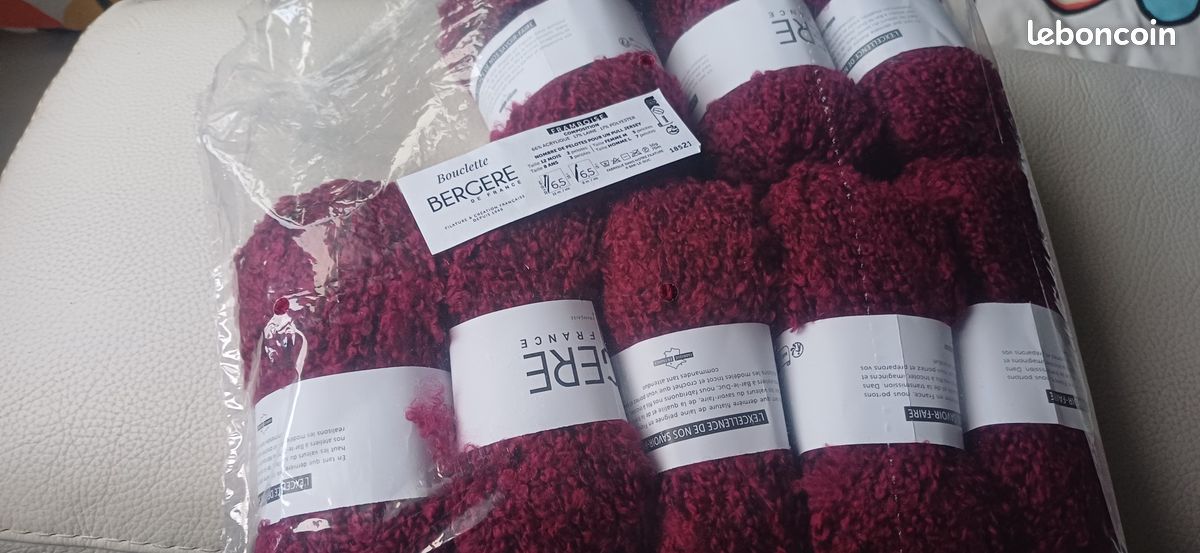 Lot De 10 Pelotes De Laine Fantaisie Couleur Framboise - Fabriqué En France - Pour Tricot Et Crochet