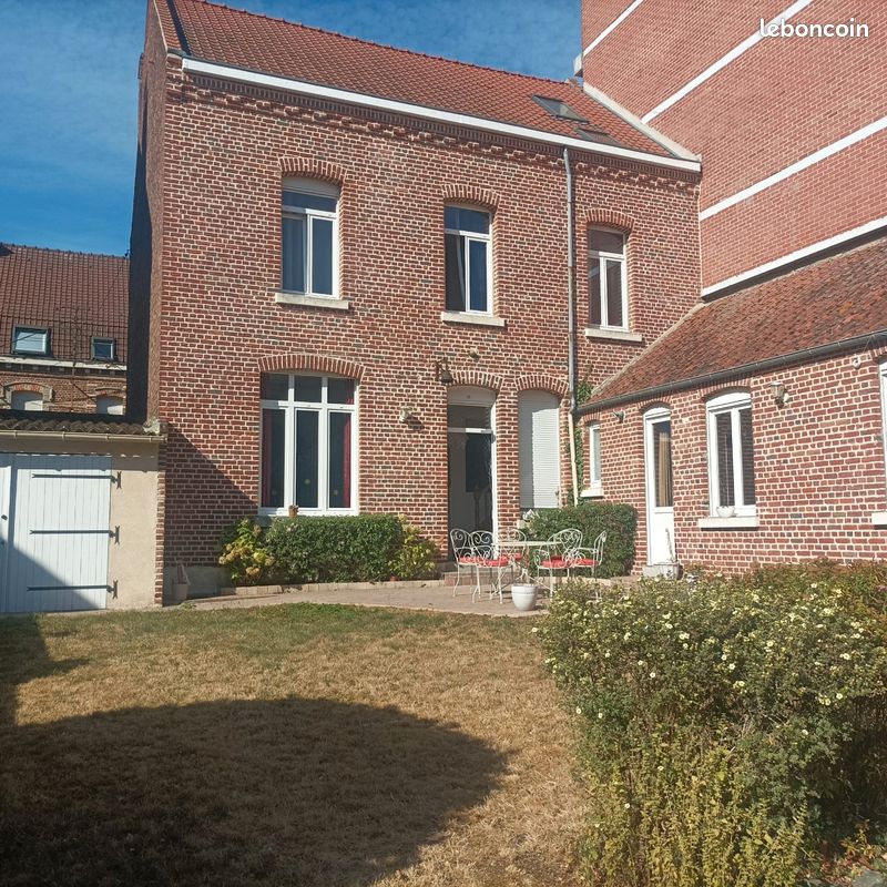 Maison 8 pièces 210 m² · à Béthune · 210 m² · 355 000 €