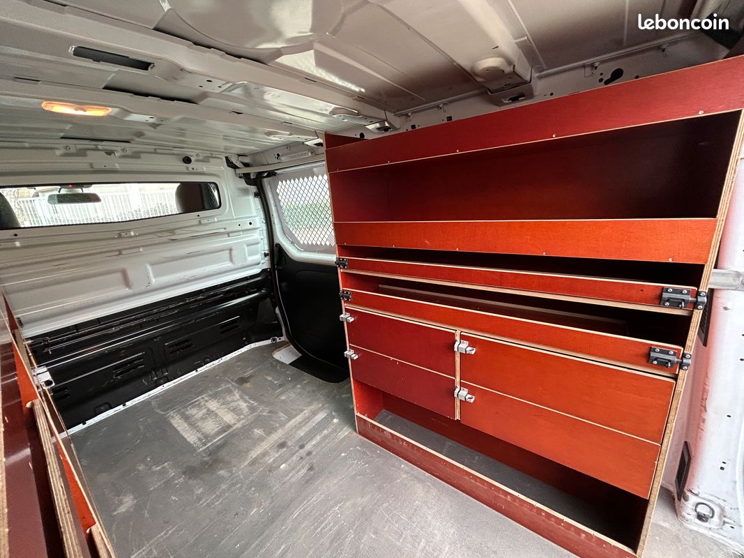 12070 HT – TRAFIC 2 places L1H1 1.6 DCi 125 GRAND CONFORT (image 14)