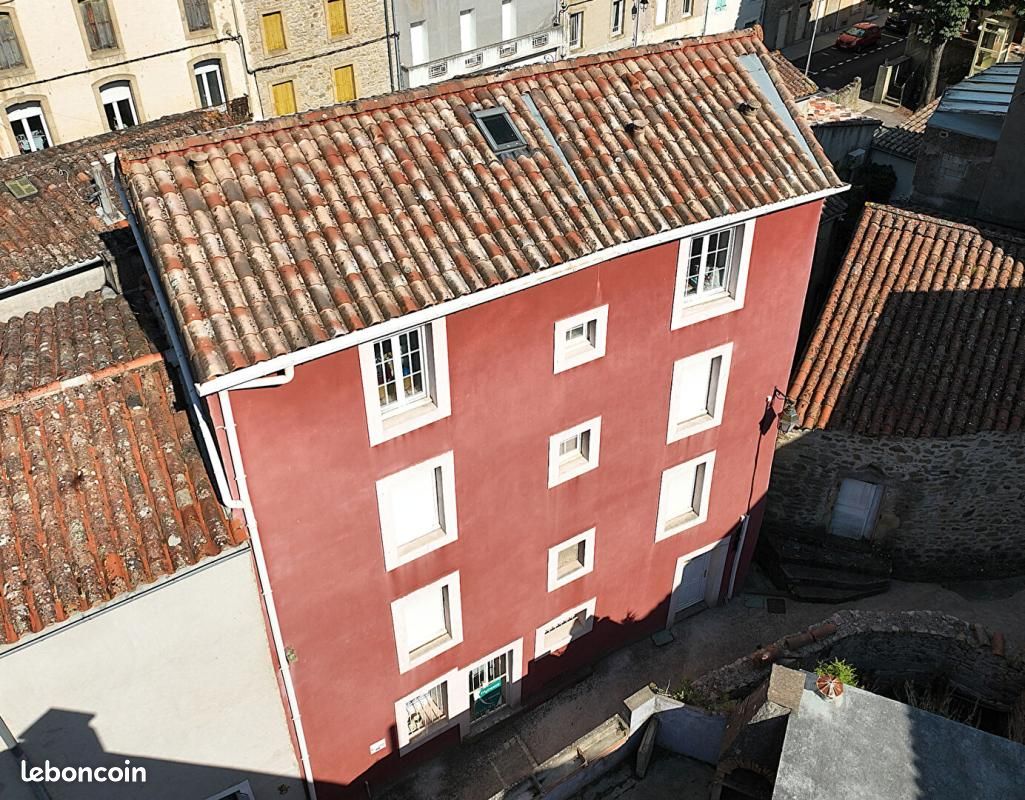 Maison 8 pièces 180 m² · à Graissessac · 180 m² · 140 000 €
