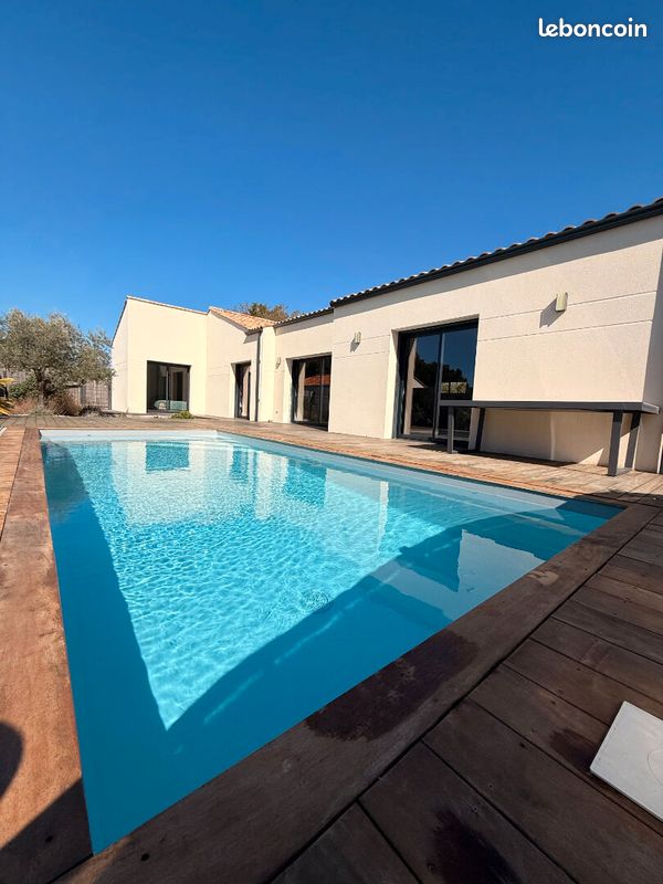 Maison 6 pièces 161 m² · à Sainte-Foy · 161 m² · 572 000 €