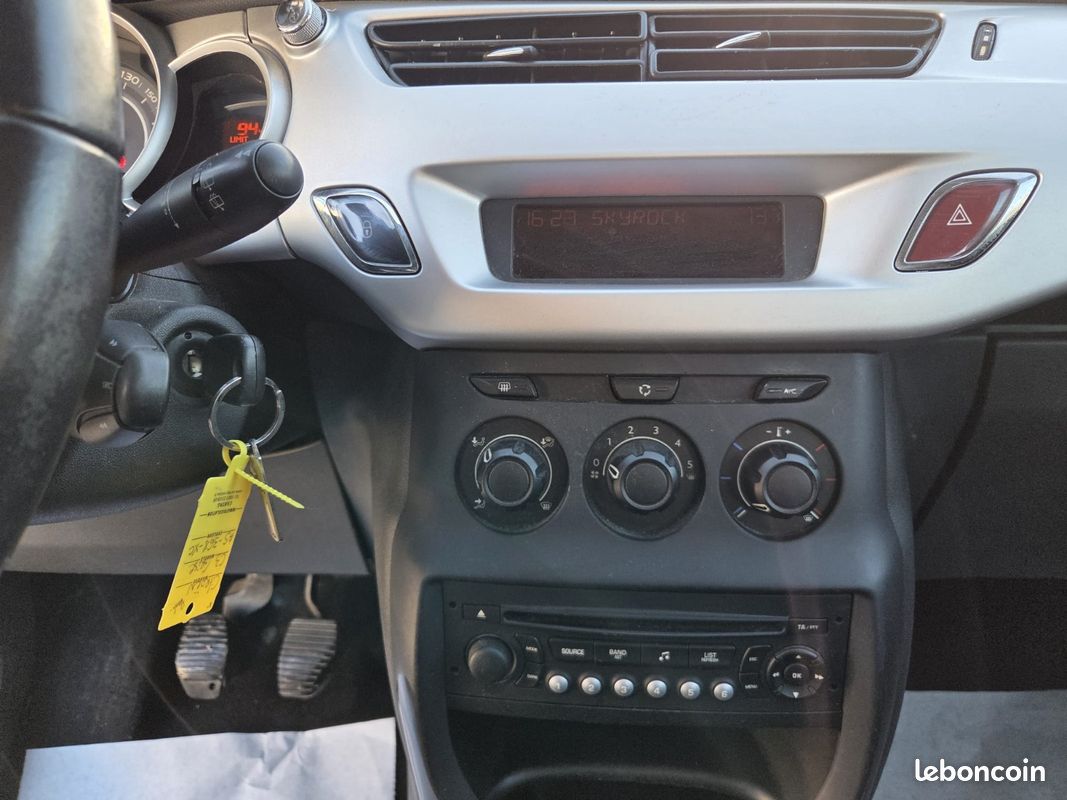 CITROEN C3 C3 HDi 70 Airdream Attraction (image 7)