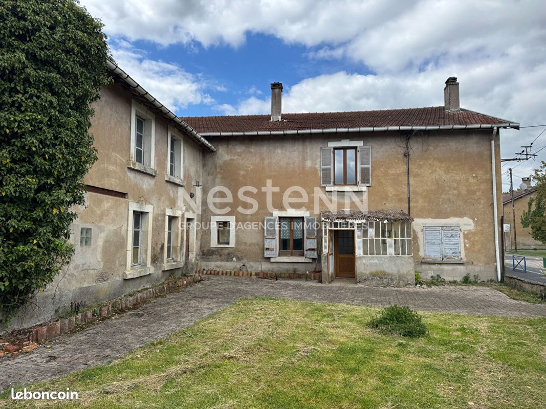 Maison 7 pièces 204 m² · à Châtillon-sous-les-Côtes · 204 m² · 81 000 €