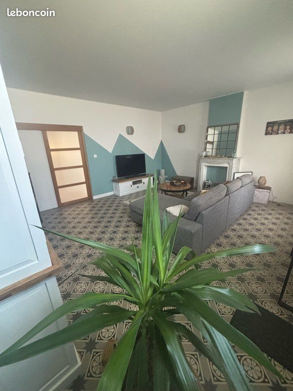 Maison 7 pièces 145 m² · à Vermelles · 145 m² · 250 000 €