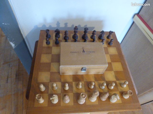 Jeu D'échecs CHAVET En Bois De Buis - Pièces + échiquier - Roi 70 Mm - Occasion
