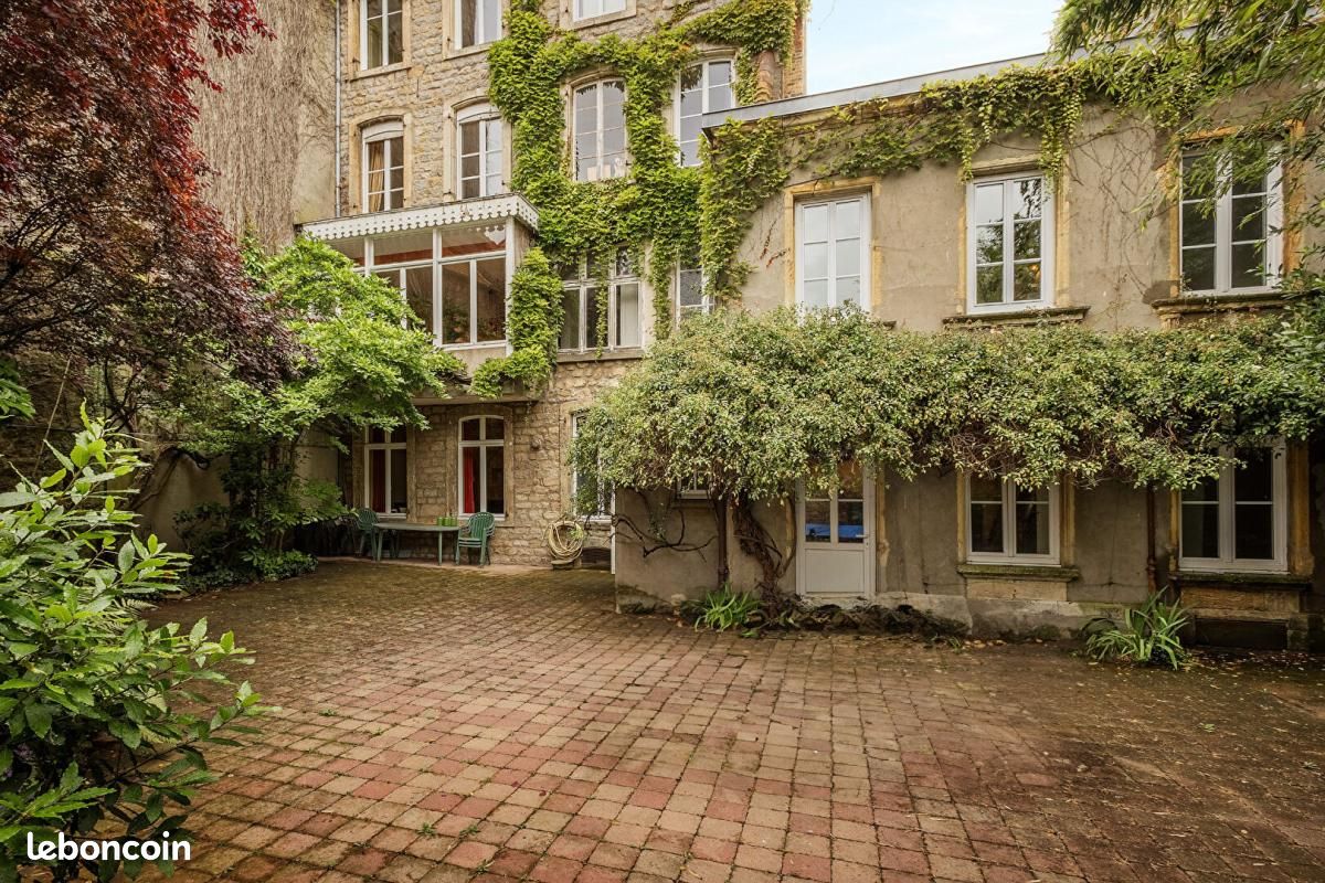 Maison 10 pièces 395 m² · à Boulogne-sur-Mer · 395 m² · 575 000 €