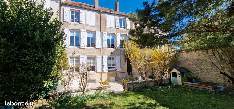 Maison Bourgeoise , au cœur du centre de Langres