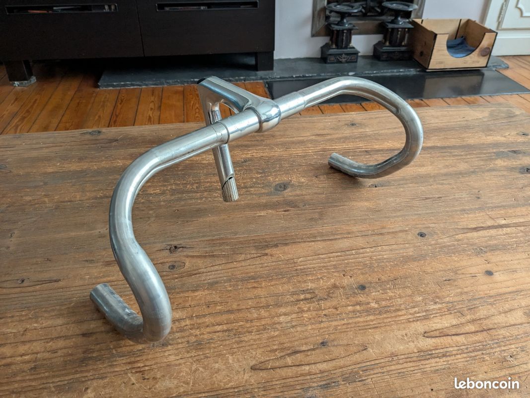 Vélo Compétition  : Collection de vélos de course anciens :: 1977