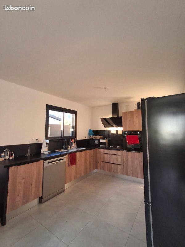 Maison 4 pièces 78 m² · à Le Tampon · 78 m² · 1 290 €/mois
