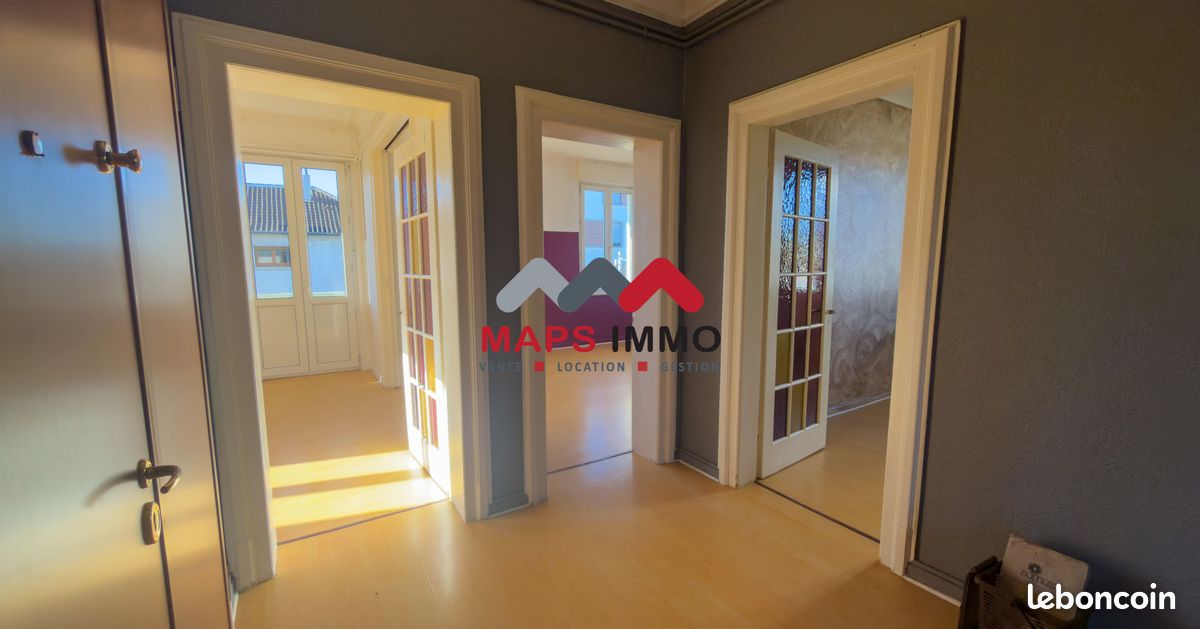 Immeuble 525 m² · à Illkirch-Graffenstaden · 525 m² · 884 000 €