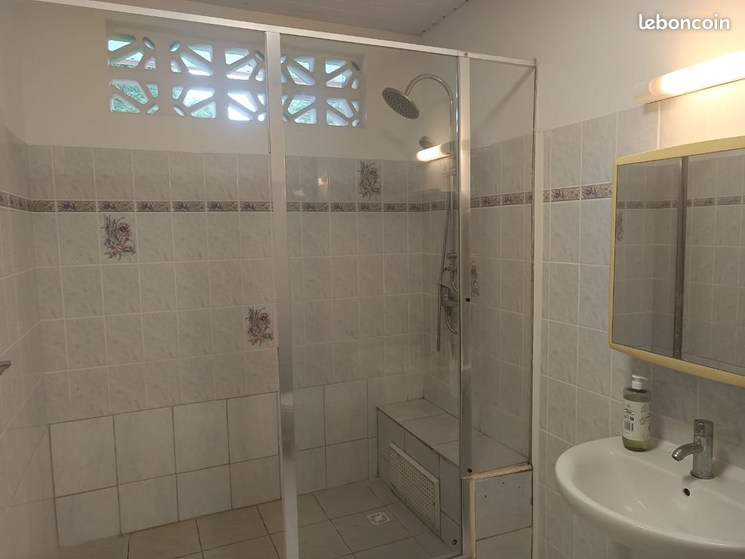 Particulier loue Belle maison T3 de 87 m² à Soula 1 (image 2)