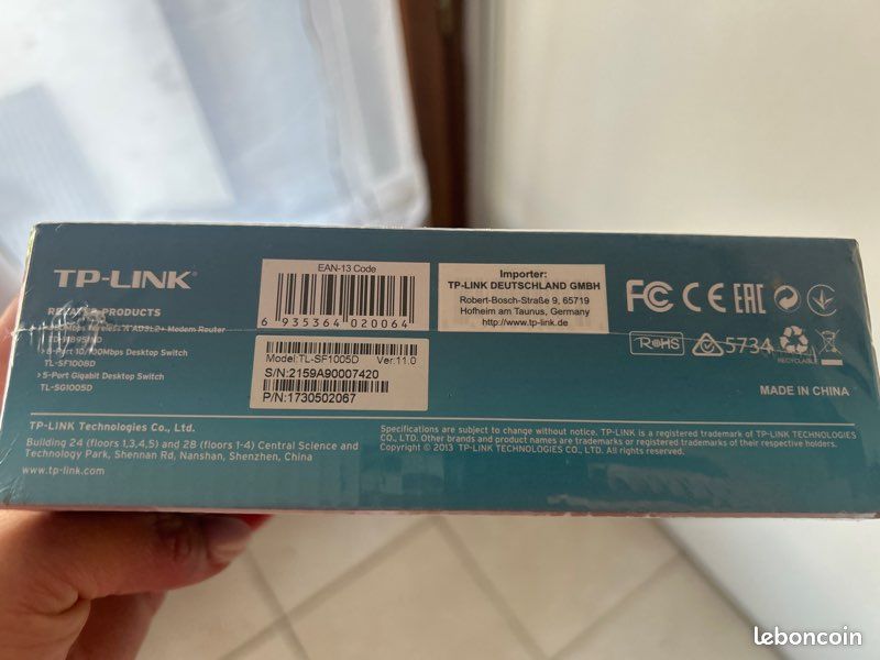 Switch TP- LINK model TL- SF1005D (image 2)