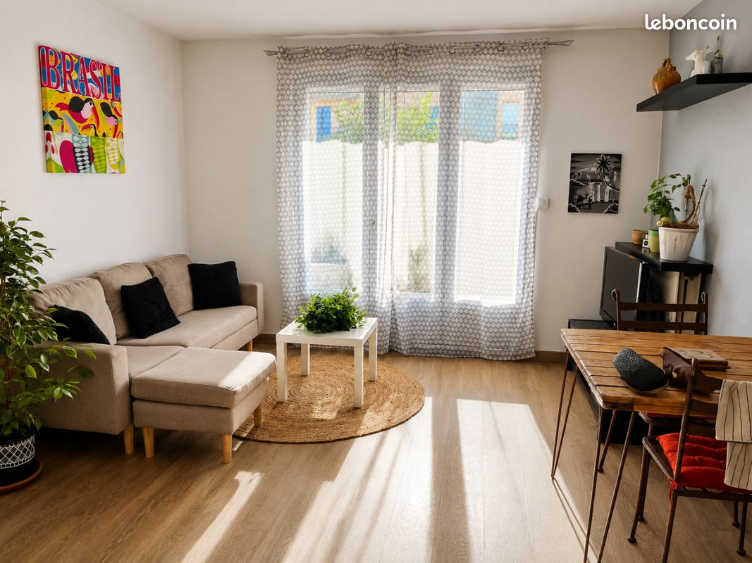 Appartement 2 pièces 36 m² · à Saint-Cyr-sur-Mer · 36 m² · 210 000 €