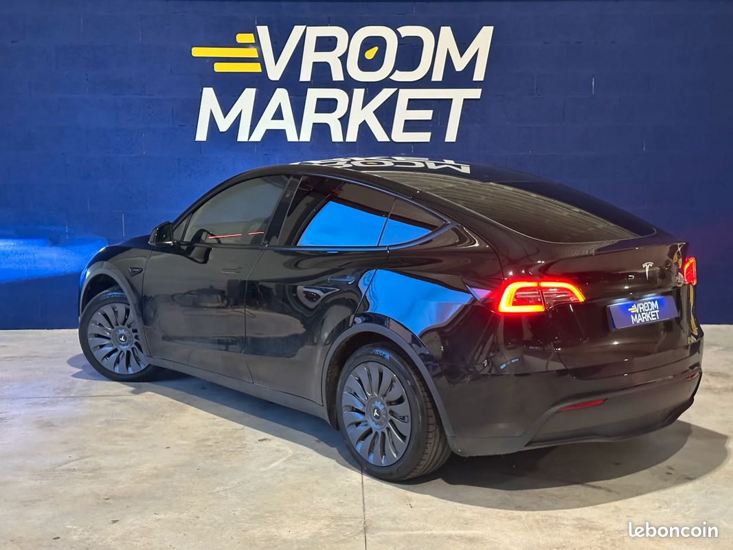 TESLA Model Y LONG RANGE RWD - 2024 - Toit ouvrant - Automatique (image 8)