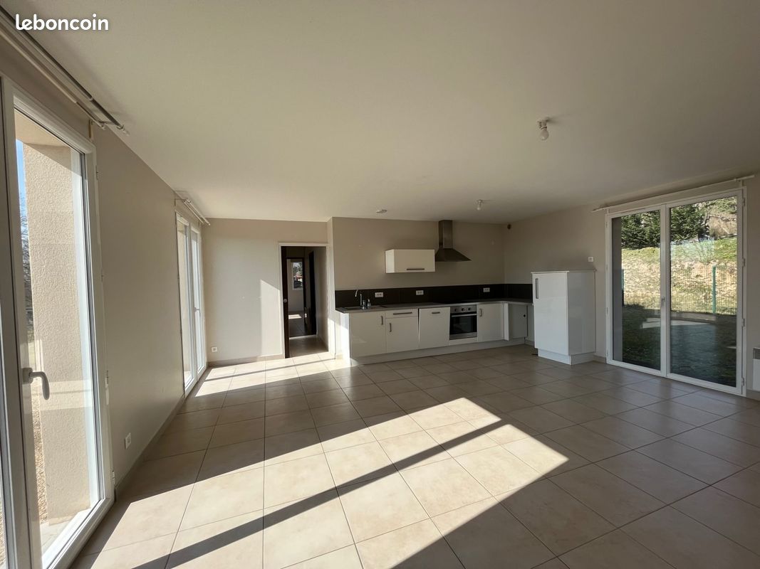Appartement 3 pièces 71 m² · à Milly-la-Forêt · 71 m² · 977 €/mois
