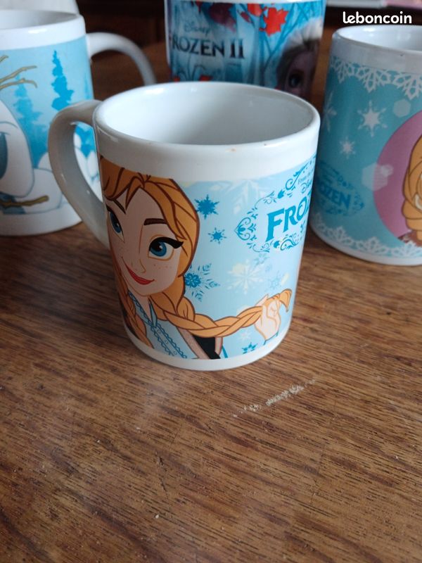 Lot tasse reine des neiges (image 5)