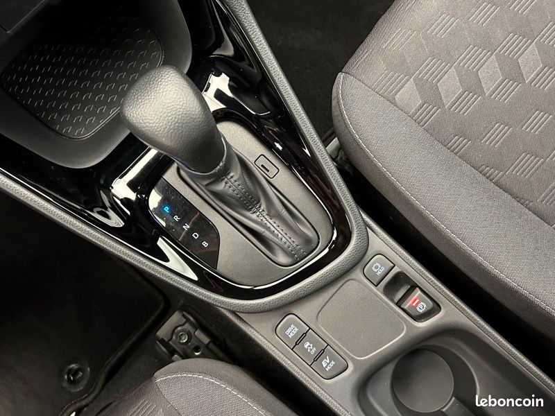 Toyota Yaris Hybrid Design 1.5 116 ch (image 16)