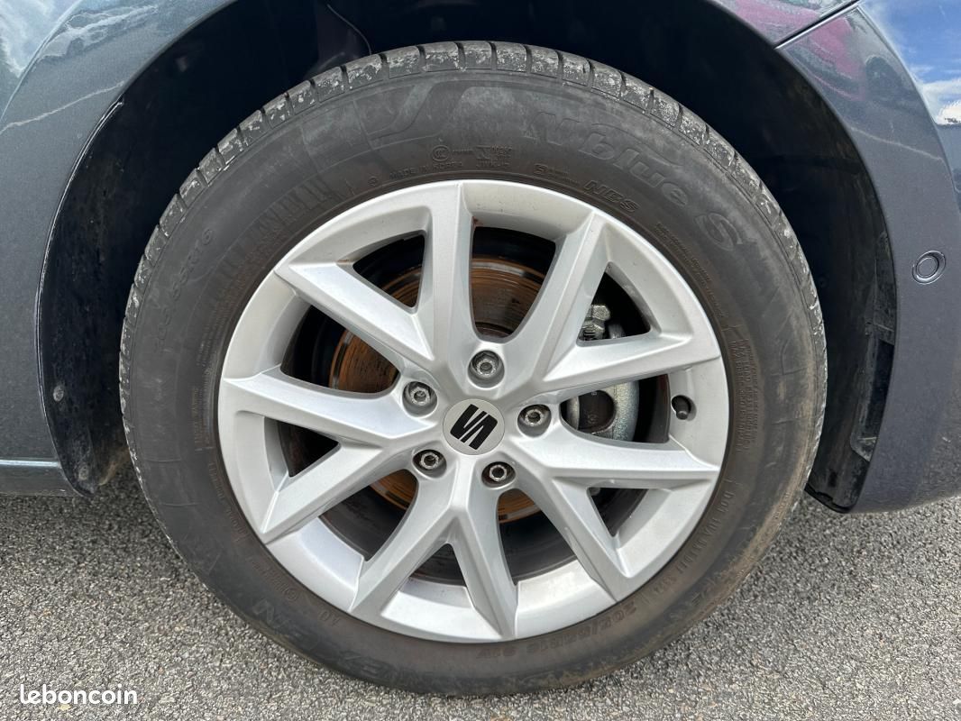 Seat Leon 2.0 TDI 115 BVM6 Business (image 32)