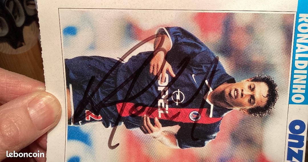 Magazines Onze Mondial N°203 & 207 - Ronaldinho Onze D'Or 2005, Très Bon état